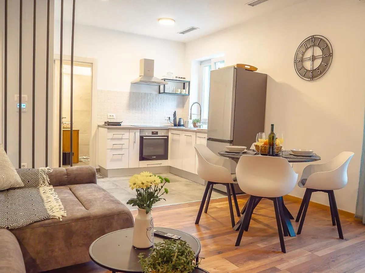 Apartmani Dora & Luka Rijeka Croatia