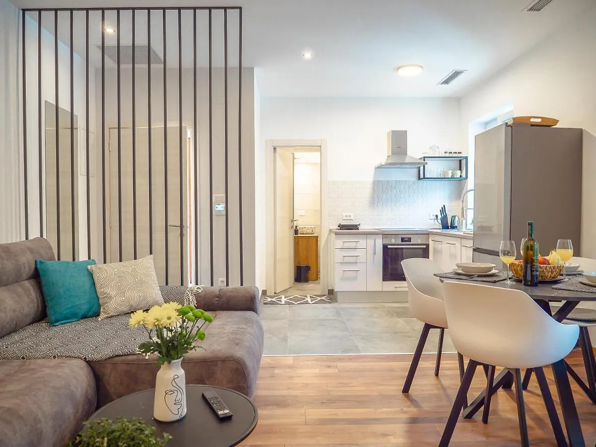 Lägenhet Apartmani Dora & Luka Rijeka