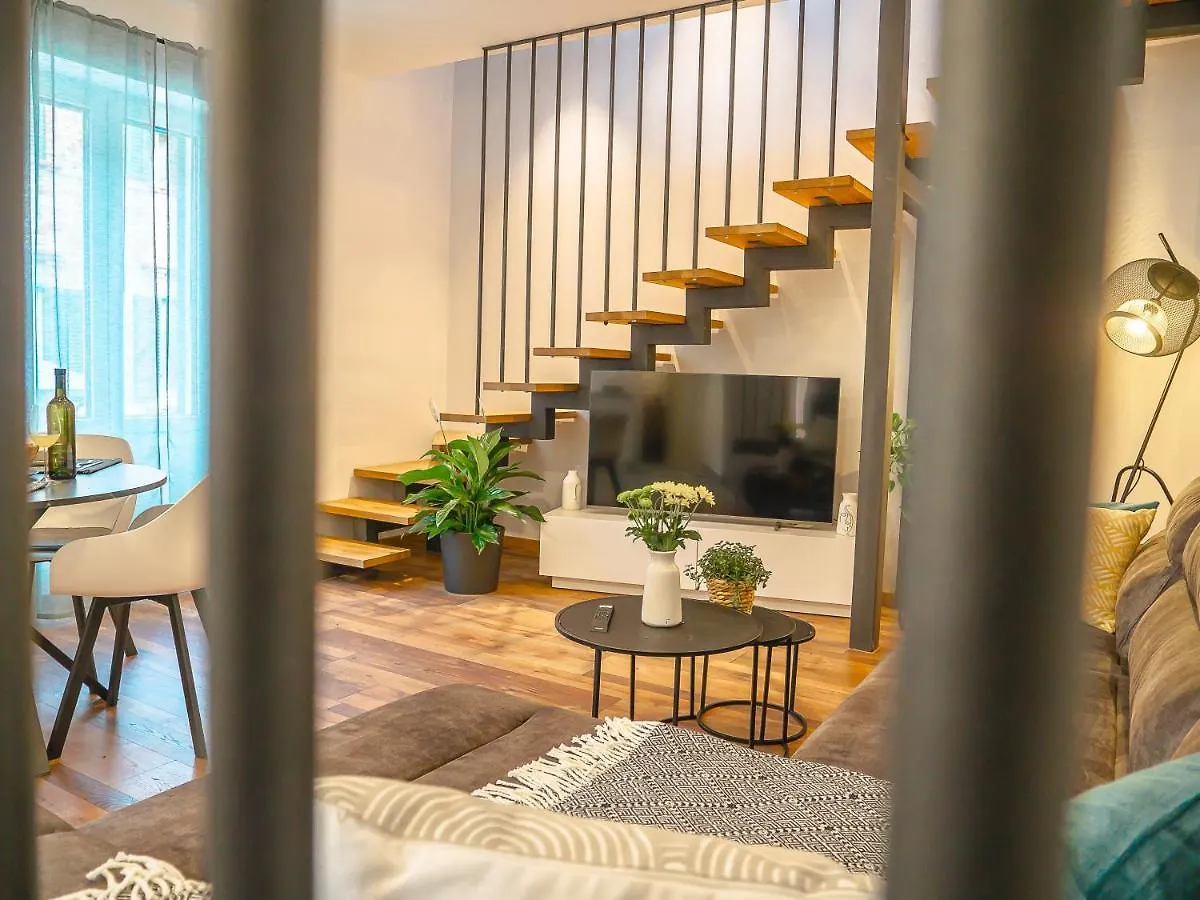 Apartmani Dora & Luka Rijeka 0*,  Croatia