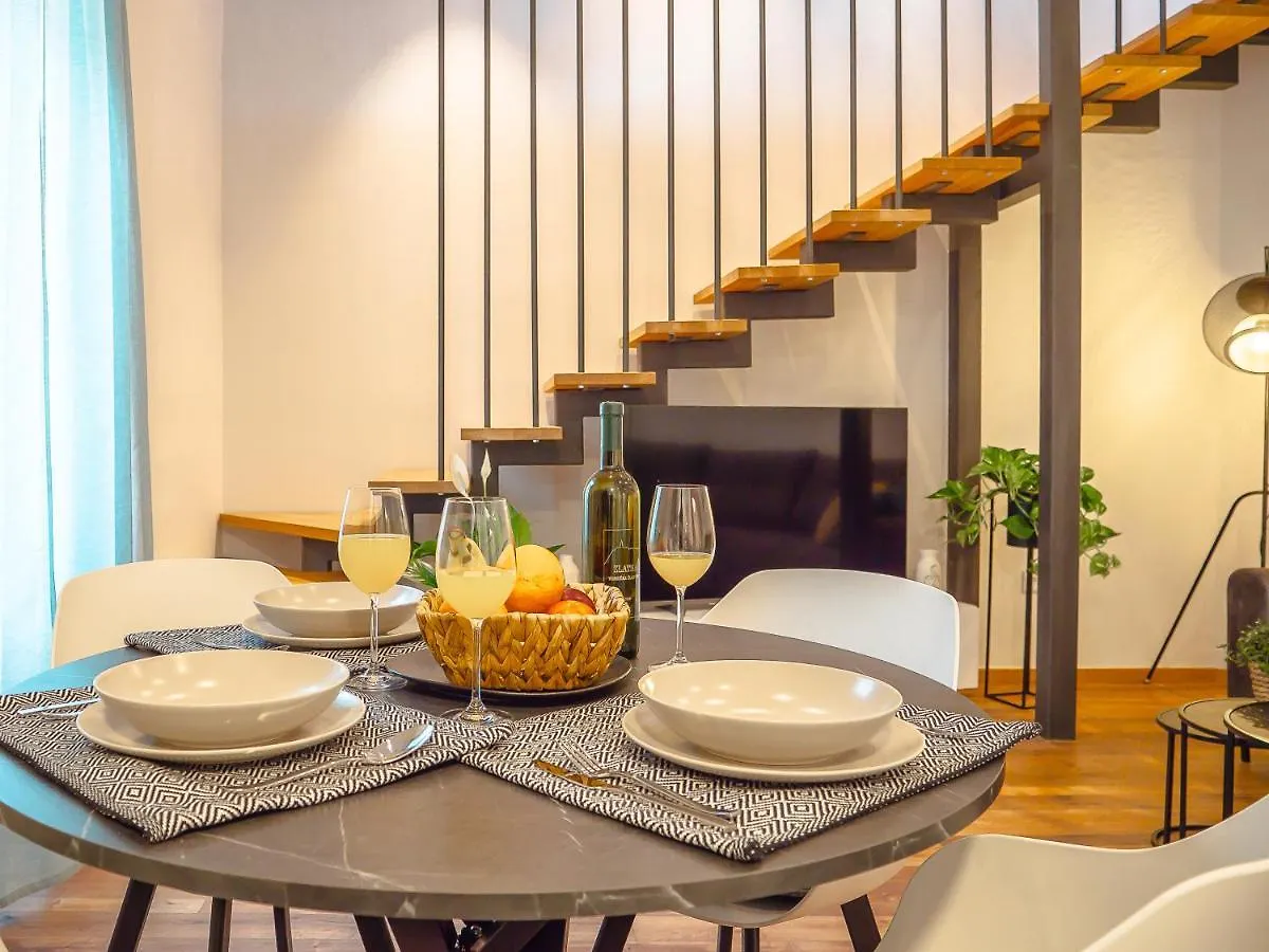 Lägenhet Apartmani Dora & Luka Rijeka