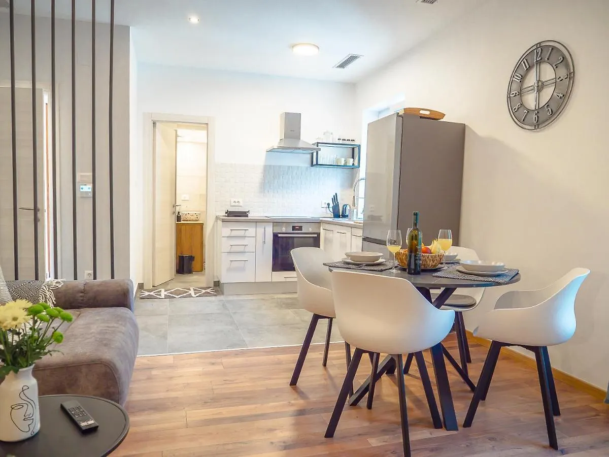 Apartment Apartmani Dora & Luka Rijeka